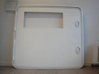 Serviceluik met raamuitsparing (stapelbed)